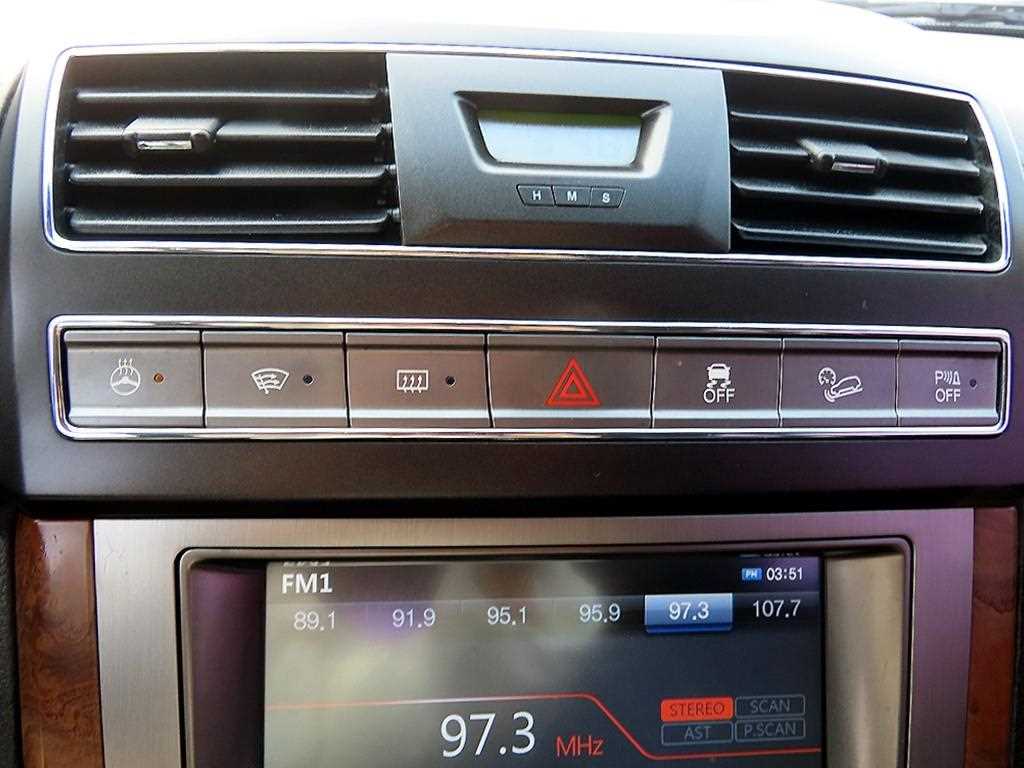 Ssangyong Rexton 2016 Café - Importación desde Corea - HF Imports Iquique - Foto 13