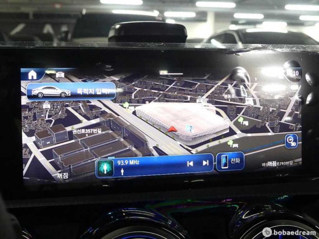 Mercedes Benz GLA Class - Vista 10