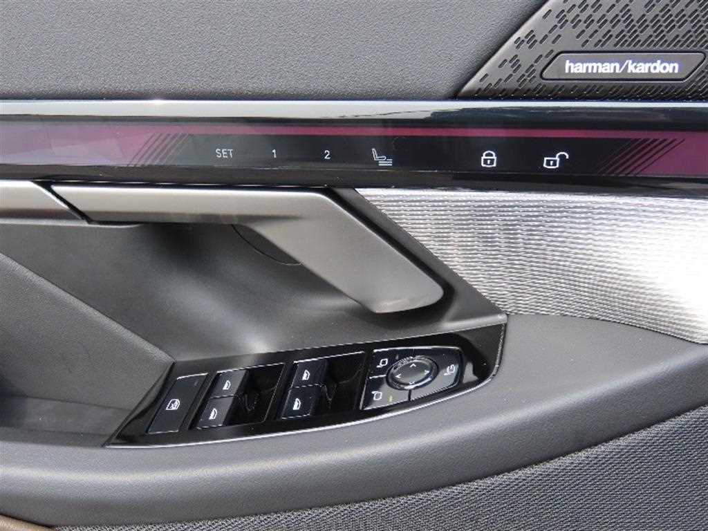 BMW 5 Series - Vista 12