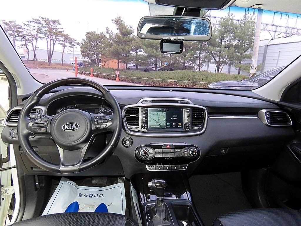 KIA Sorento - Vista 7