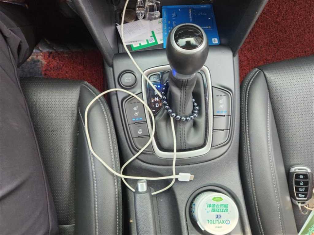 HYUNDAI Kona - Vista 11