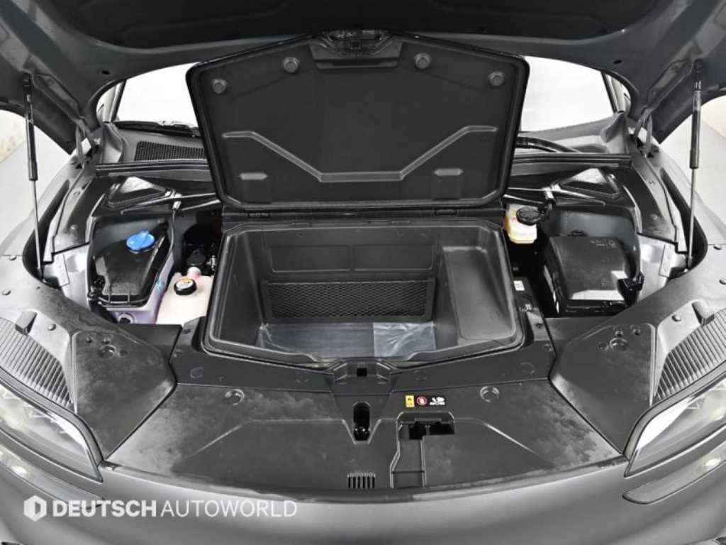 Genesis GV60 - Vista 6