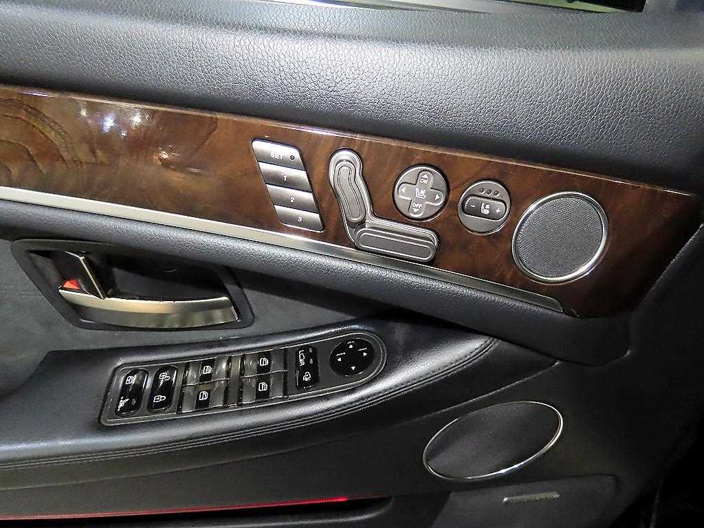 Ssangyong Chairman 2012 Negro - Importación desde Corea - HF Imports Iquique - Foto 13