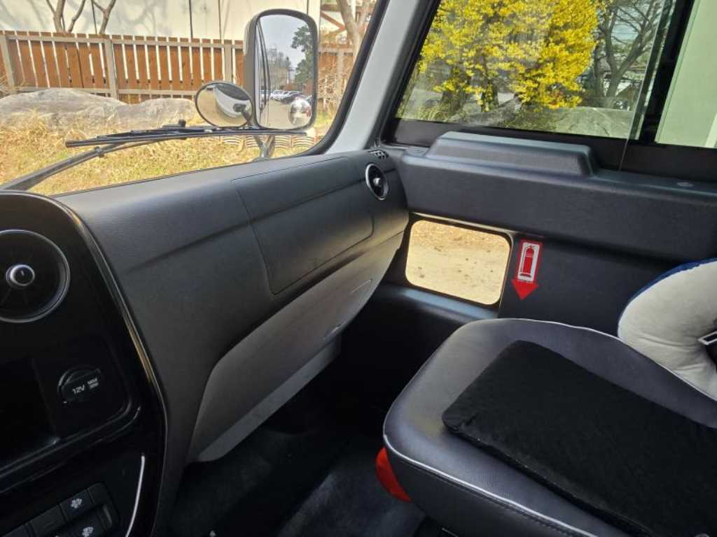 medium and large bus Hyundai bus 2025 Blanco - Importación desde Corea - HF Imports Iquique - Foto 15