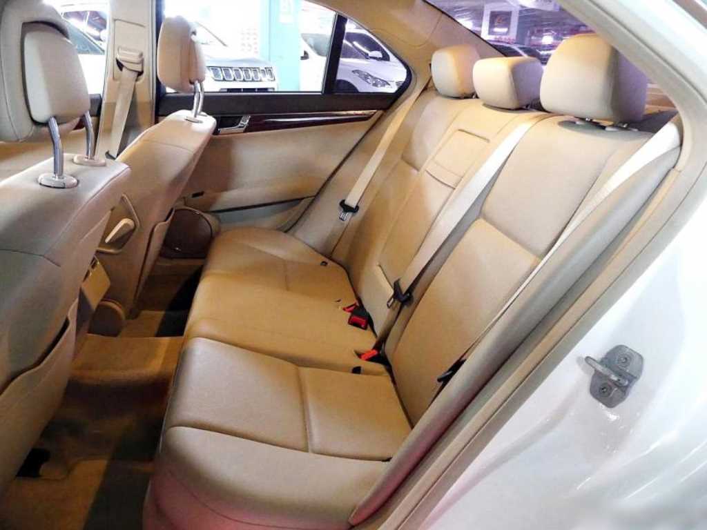 Mercedes Benz C Class - Vista 10