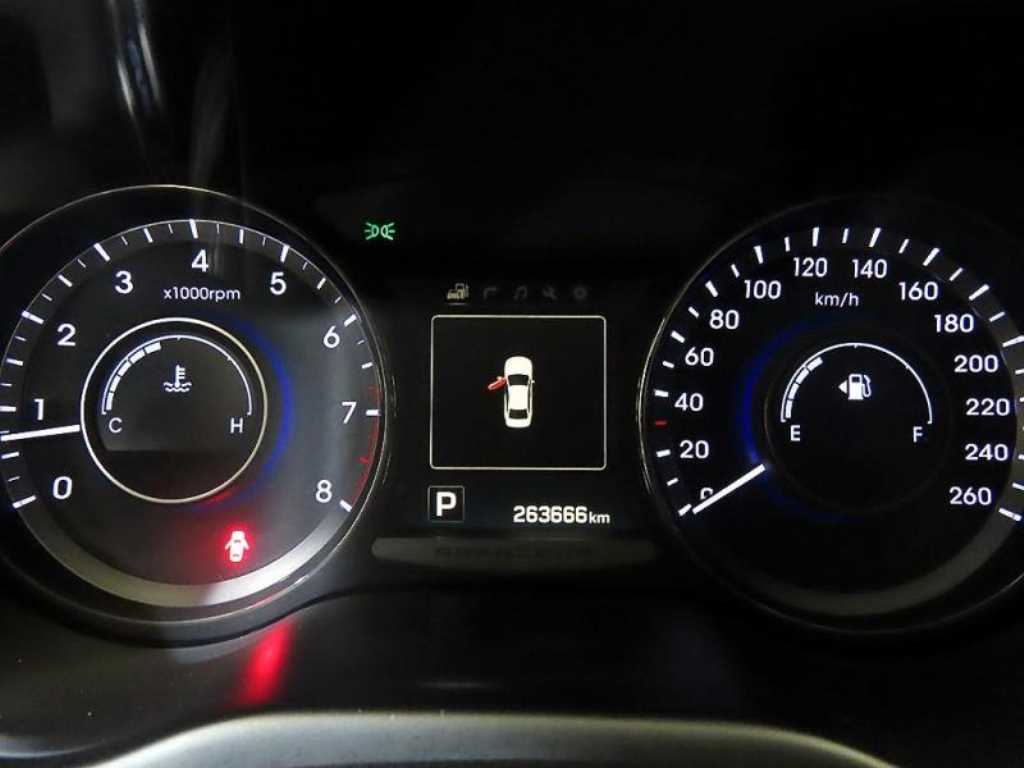 HYUNDAI Grandeur - Vista 9