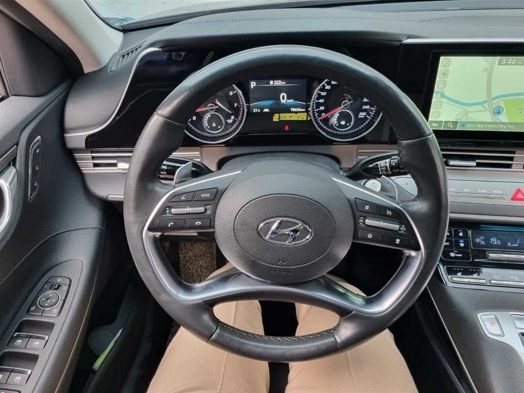 HYUNDAI Grandeur - Vista 8
