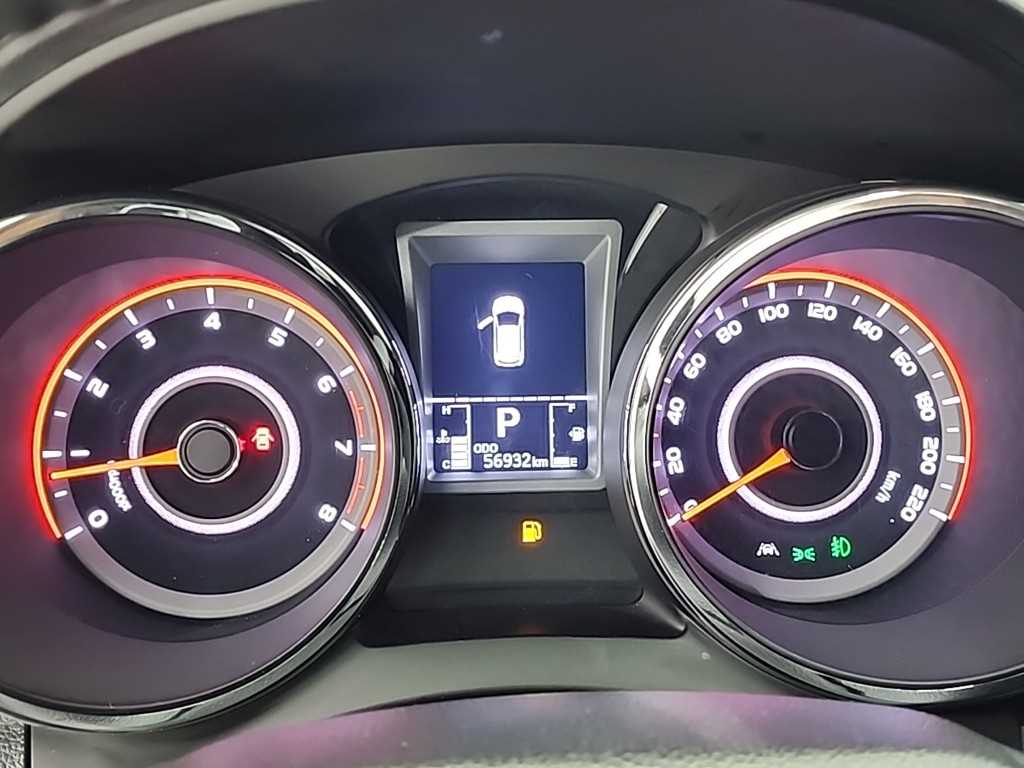 Ssangyong Tivoli - Vista 6