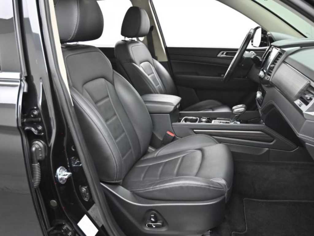 Ssangyong Rexton - Vista 10