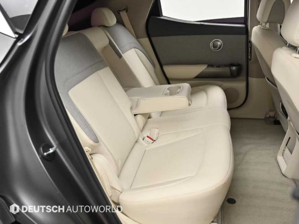 Genesis GV60 - Vista 12