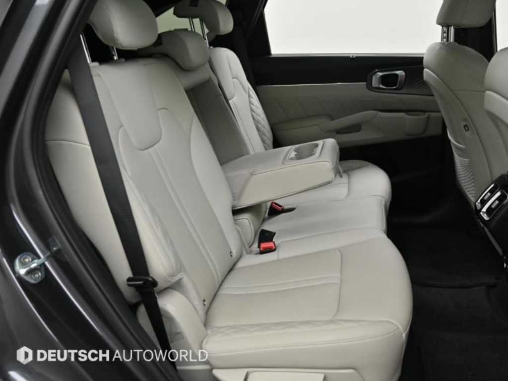 KIA Sorento - Vista 12