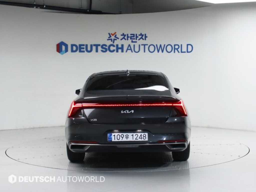 KIA K8 - Vista 5