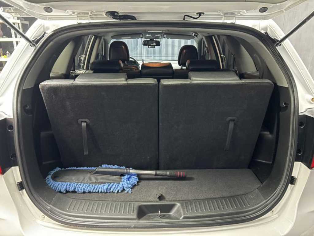 KIA Sorento - Vista 5
