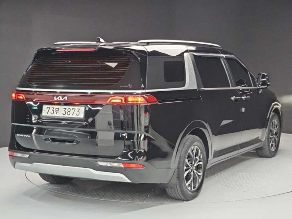 KIA Carnival - Vista 4