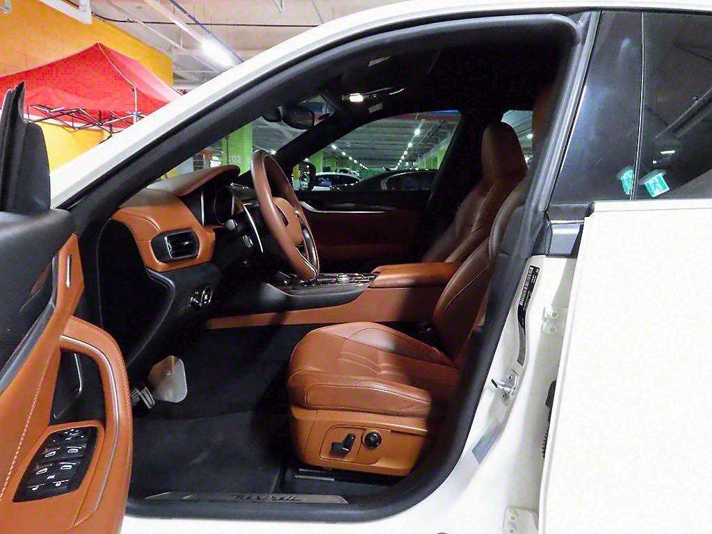 Maserati Levante 2017 Blanco - Importación desde Corea - HF Imports Iquique - Foto 13