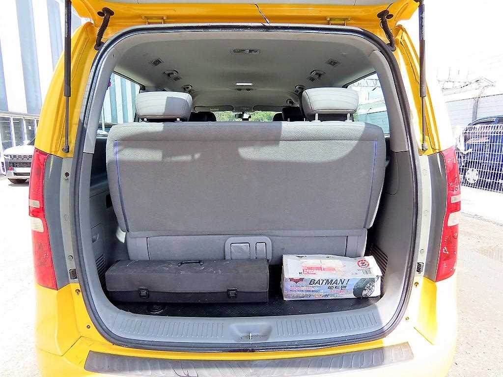 HYUNDAI Starex 2011 Amarillo - Importación desde Corea - HF Imports Iquique - Foto 17