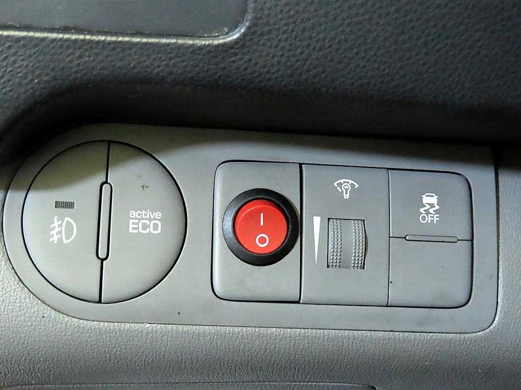 HYUNDAI Starex 2018 Blanco - Importación desde Corea - HF Imports Iquique - Foto 13