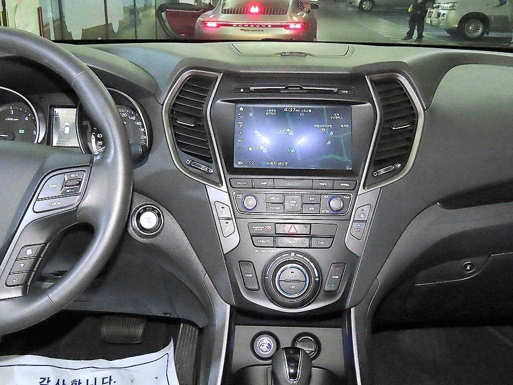 HYUNDAI Santa Fe - Vista 11