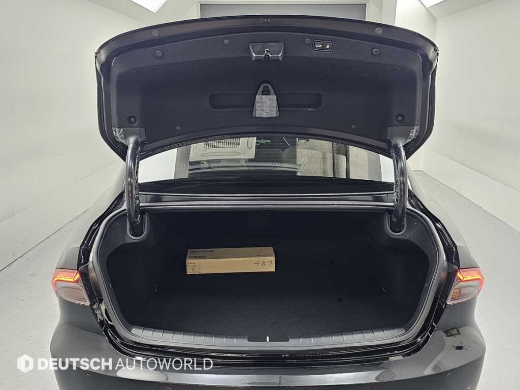 HYUNDAI Grandeur 2022 Negro - Importación desde Corea - HF Imports Iquique - Foto 19