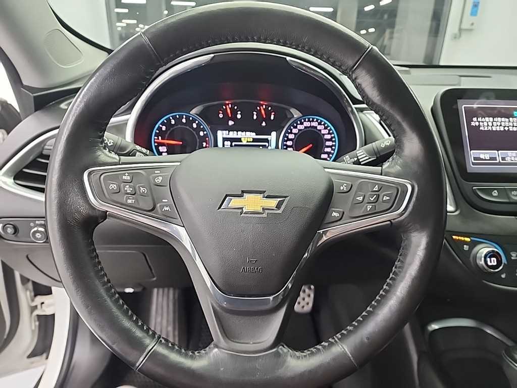 Chevrolet Malibu - Vista 9