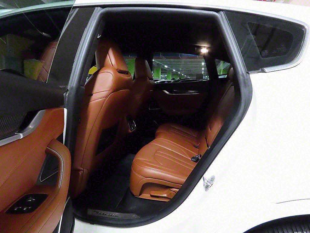 Maserati Levante 2017 Blanco - Importación desde Corea - HF Imports Iquique - Foto 14