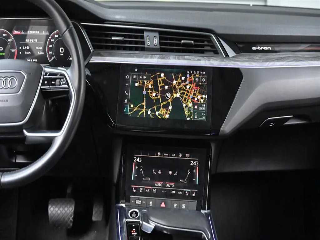 Audi e-Tron - Vista 7