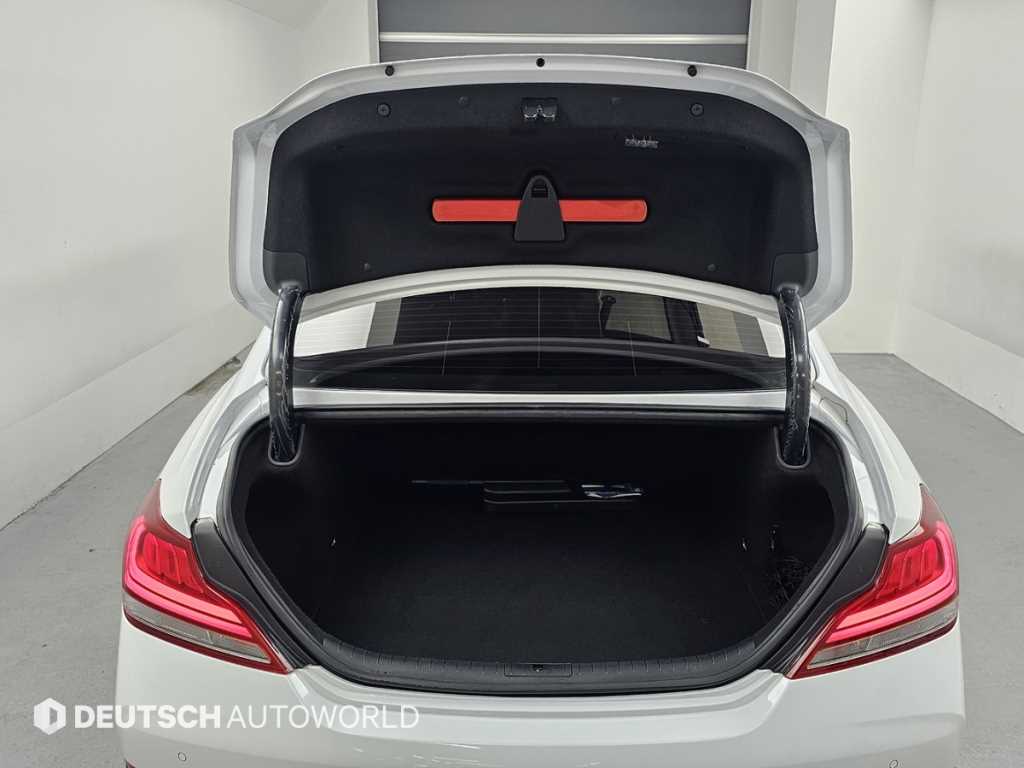 Genesis G70 2018 Blanco - Importación desde Corea - HF Imports Iquique - Foto 19