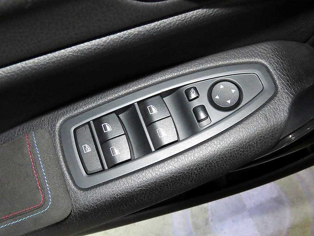 BMW 1 series 2016 Gris - Importación desde Corea - HF Imports Iquique - Foto 13