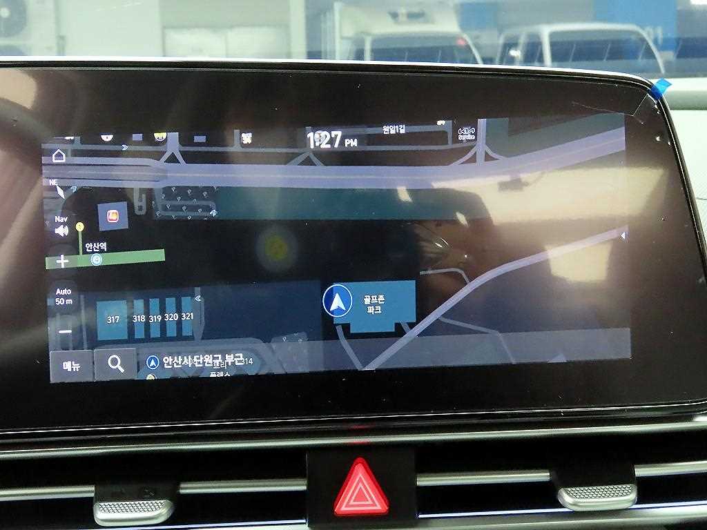 HYUNDAI Avante - Vista 9