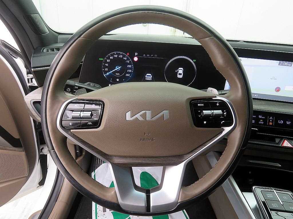 KIA K8 - Vista 9