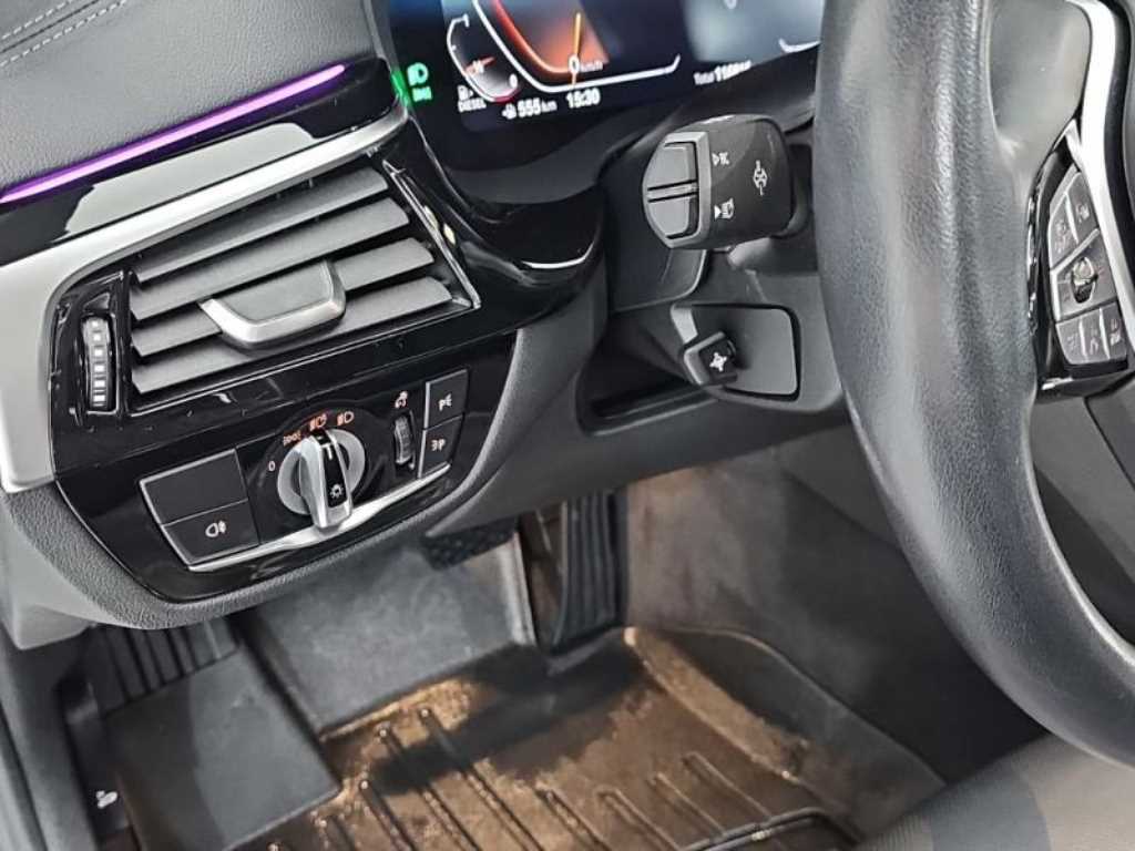 BMW 5 Series 2021 Negro - Importación desde Corea - HF Imports Iquique - Foto 15