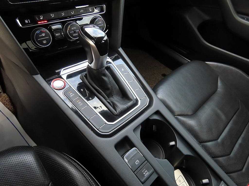 Volkswagen Arteon - Vista 11