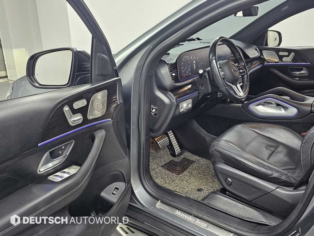 Mercedes Benz GLE Class - Vista 11