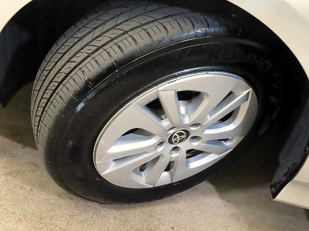 Toyota Prius 2016 Gris - Importación desde Corea - HF Imports Iquique - Foto 20