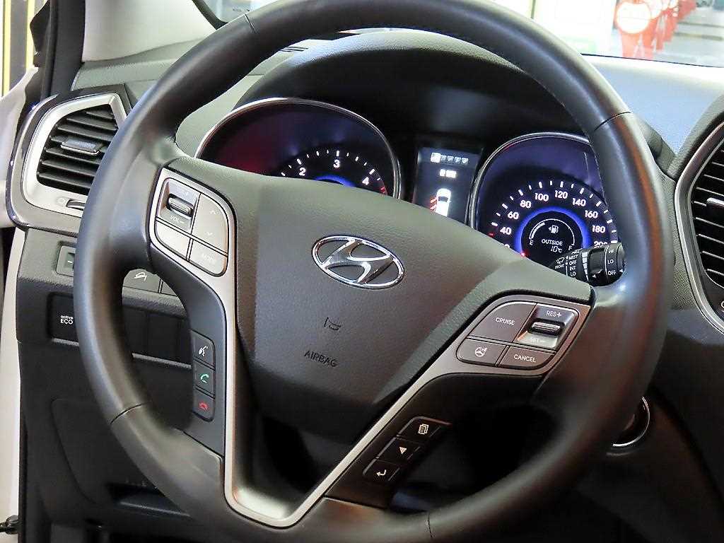 HYUNDAI Santa Fe - Vista 8
