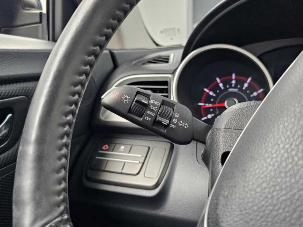 Ssangyong Tivoli 2018 Azul - Importación desde Corea - HF Imports Iquique - Foto 16