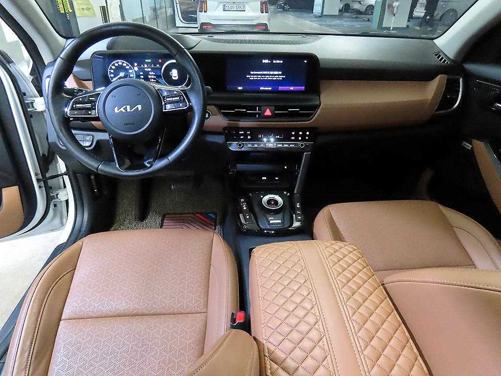 KIA Seltos - Vista 10