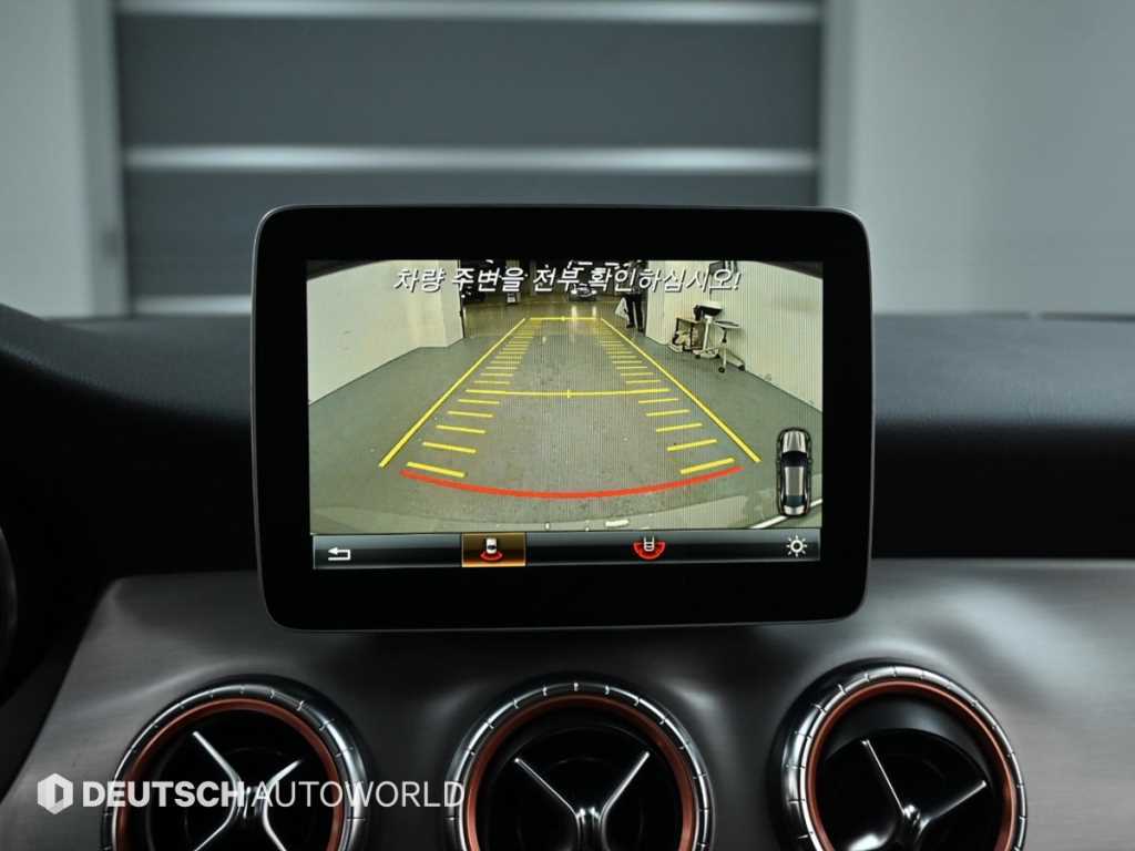 Mercedes Benz CLA Class 2017 Plateado - Importación desde Corea - HF Imports Iquique - Foto 15