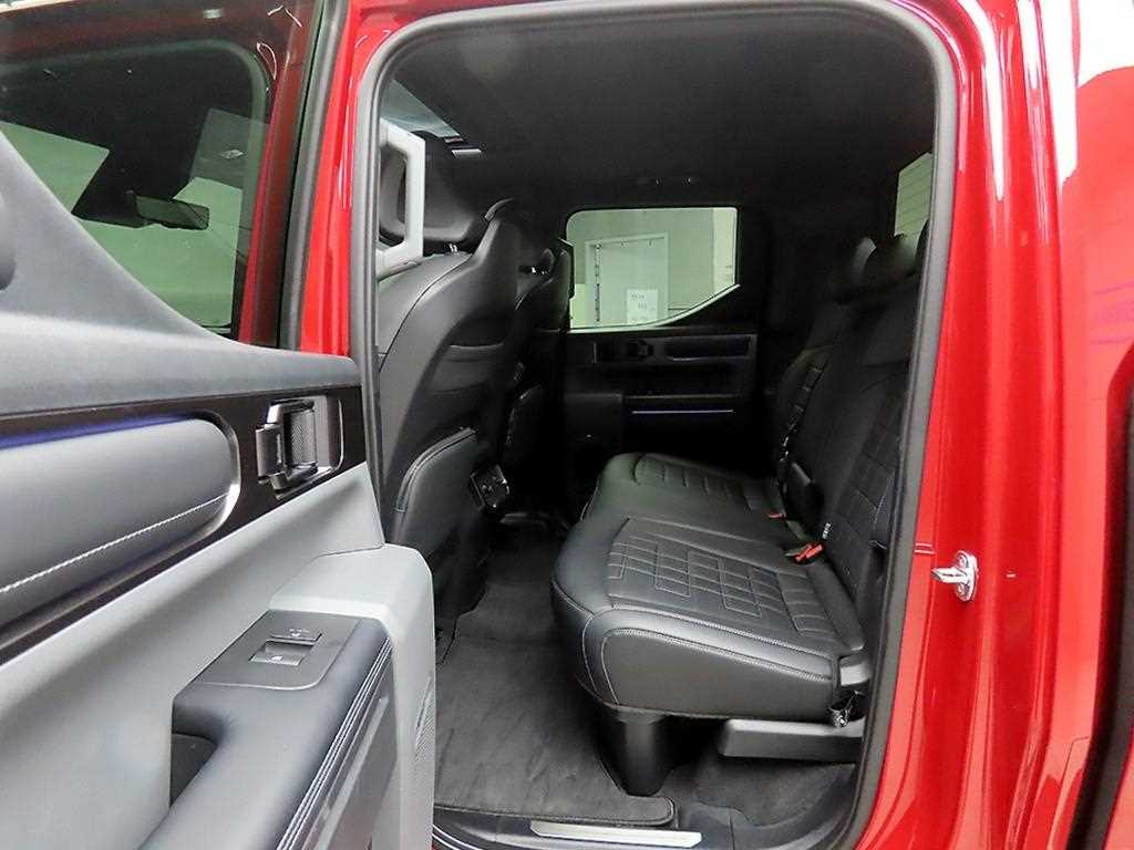 KIA Tasman - Vista 6