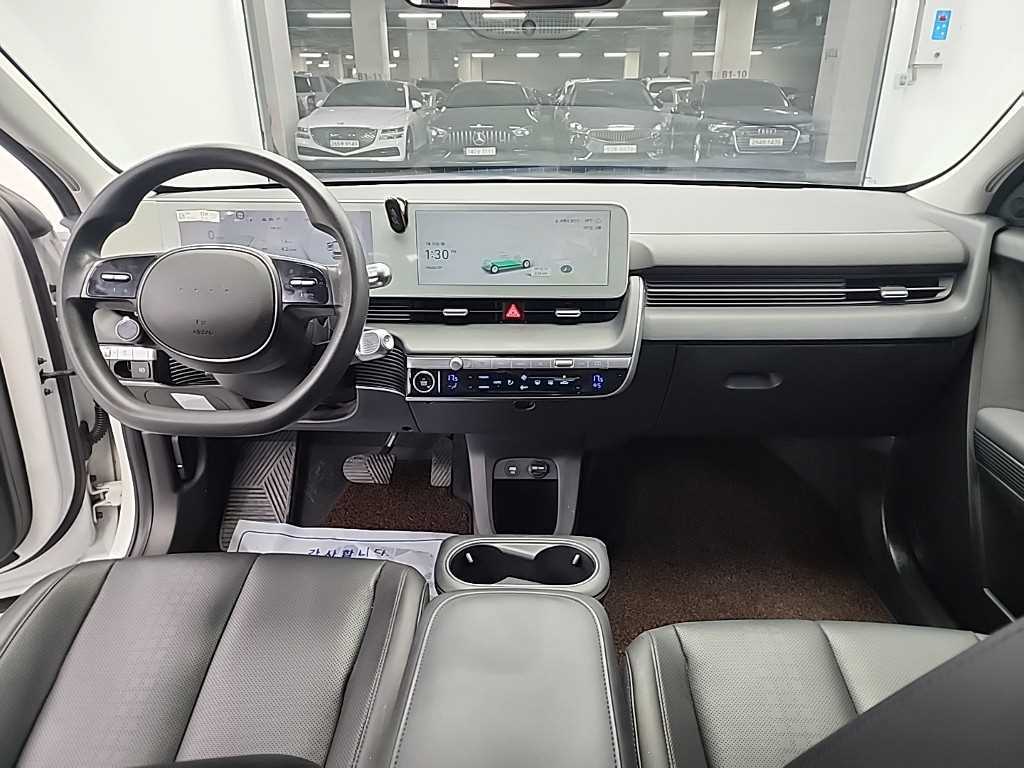 HYUNDAI Ioniq 5 - Vista 7