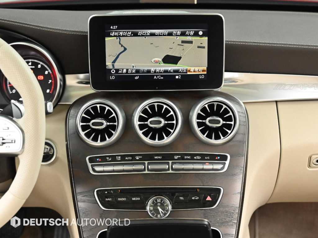 Mercedes Benz C Class - Vista 12