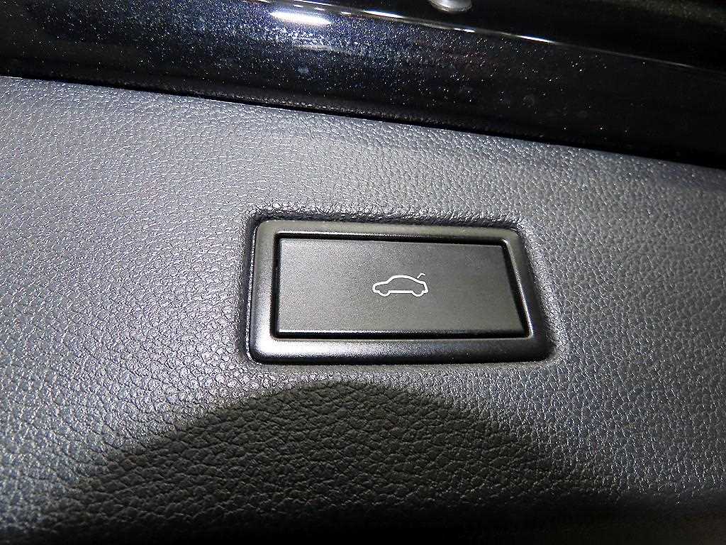 Volkswagen Tiguan 2020 Negro - Importación desde Corea - HF Imports Iquique - Foto 16