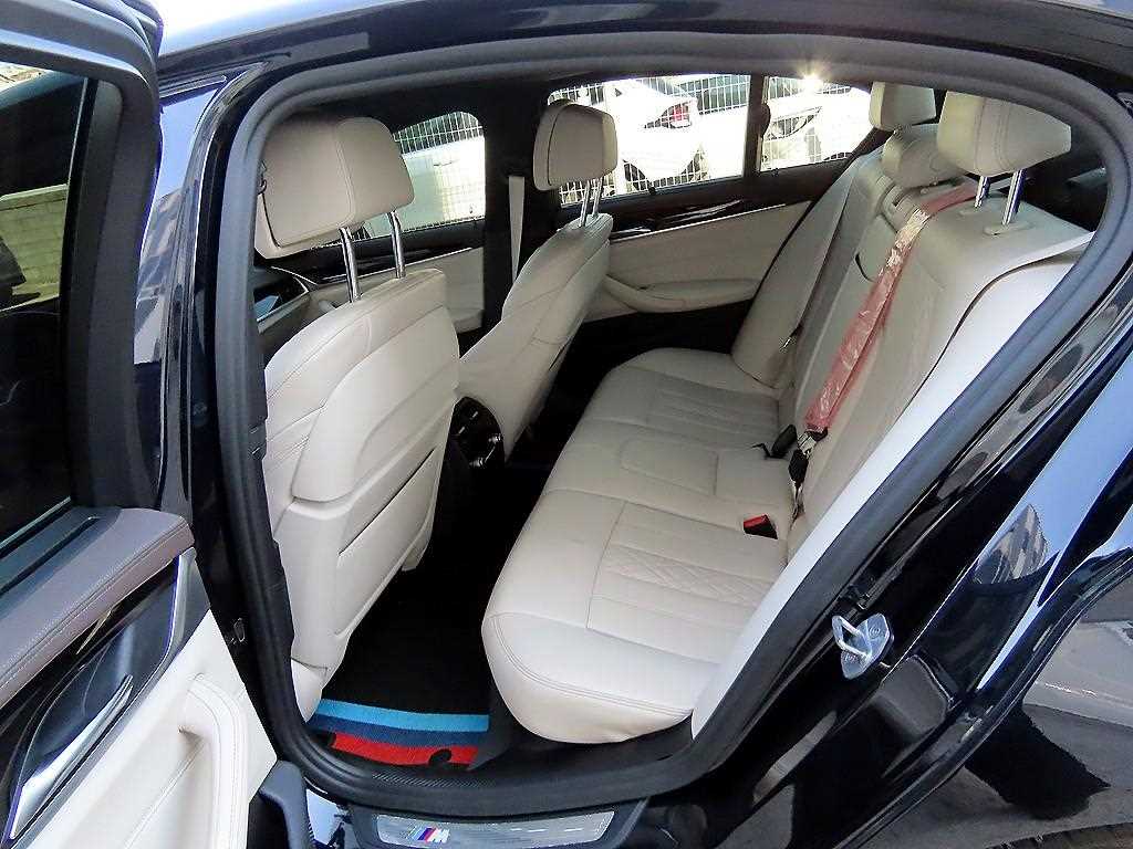 BMW 5 Series - Vista 6