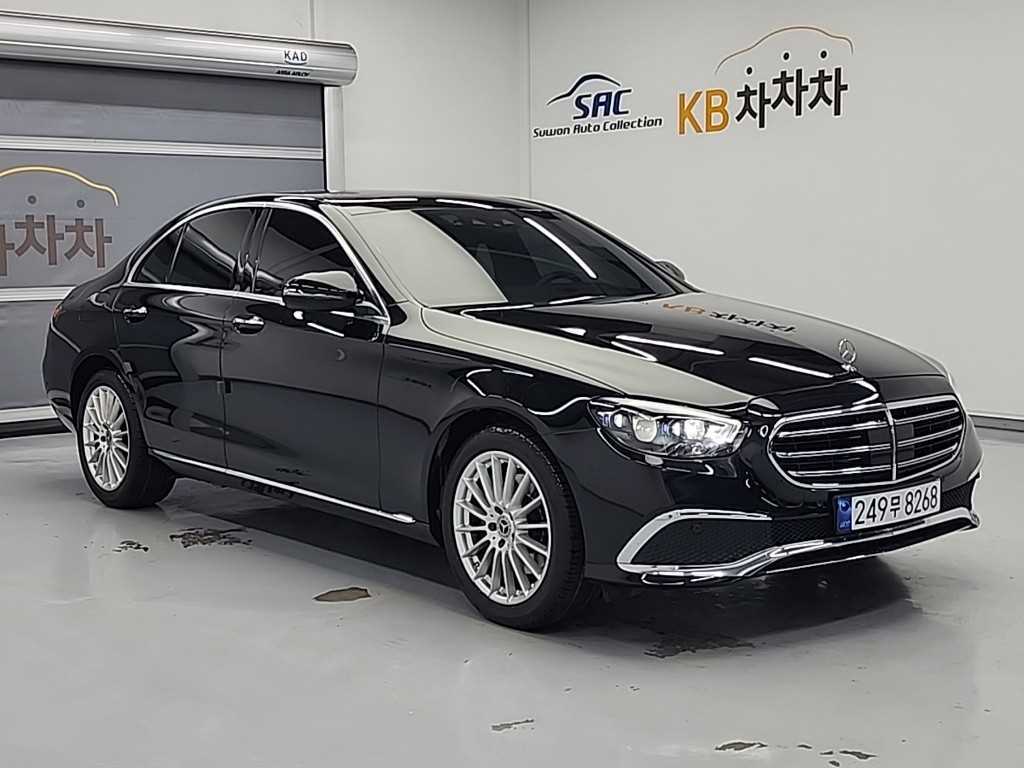 Mercedes Benz E class - Vista 4