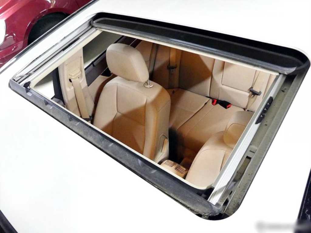 Mercedes Benz C Class 2010 Blanco - Importación desde Corea - HF Imports Iquique - Foto 17