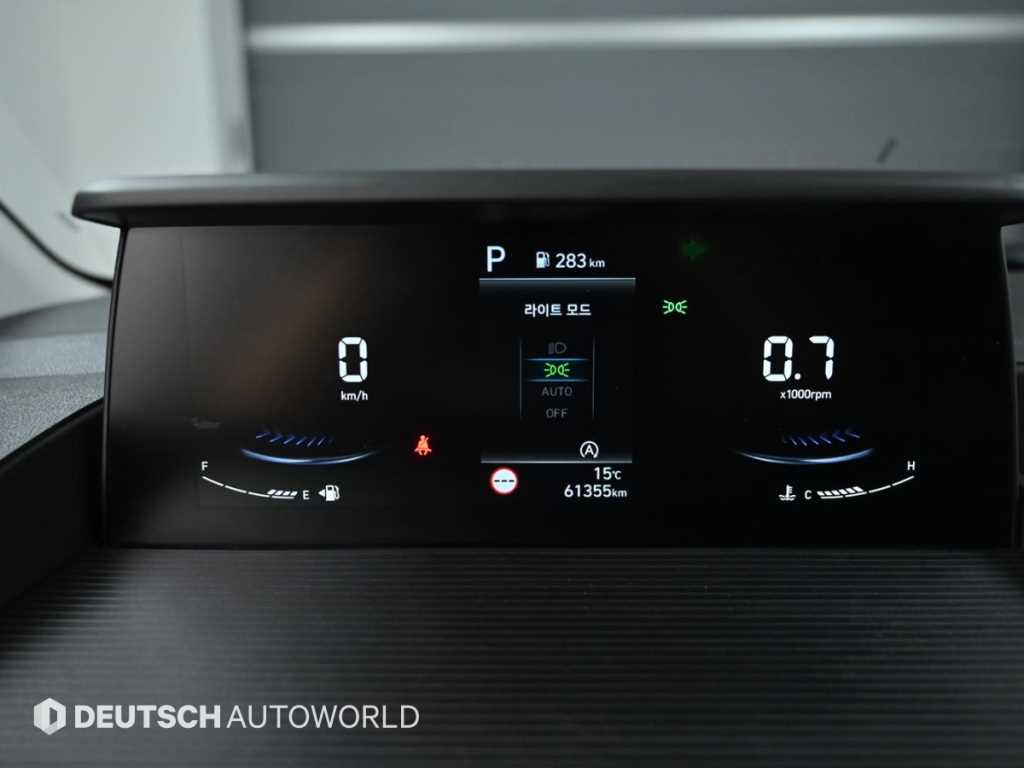 HYUNDAI Staria - Vista 8