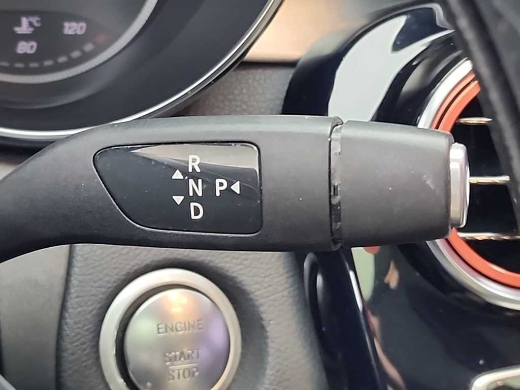 Mercedes Benz C Class - Vista 8