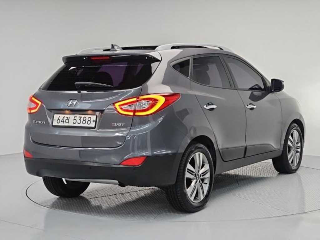 HYUNDAI Tucson - Vista 4