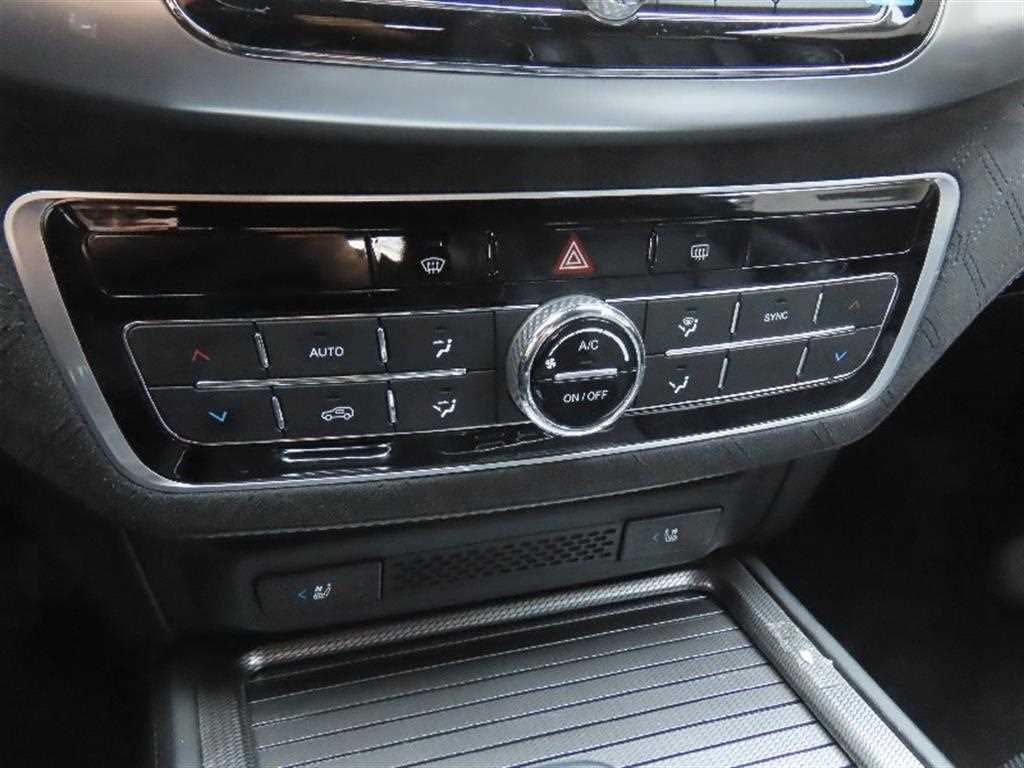 Ssangyong Rexton - Vista 7