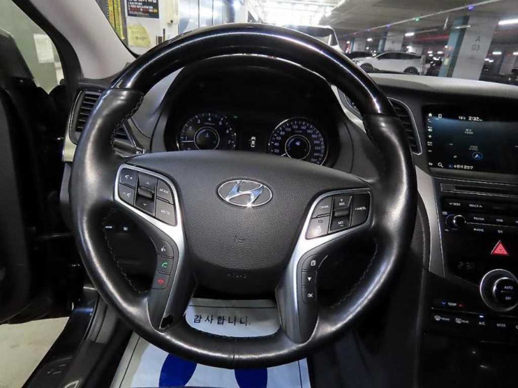 HYUNDAI Grandeur - Vista 8